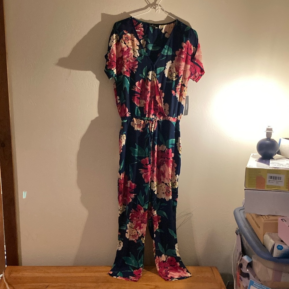 Lulus, flower print pants romper size small